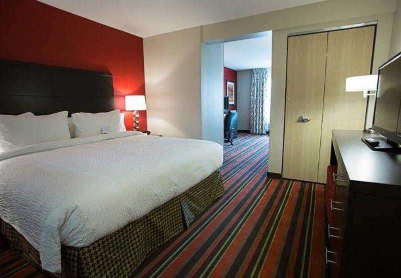 Fairfield Inn & Suites By Marriott Москов Екстер'єр фото