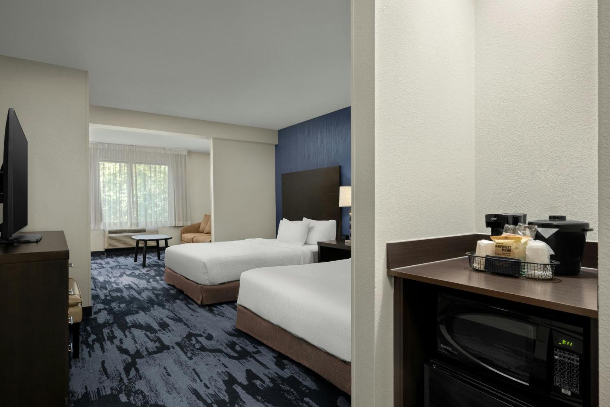 Fairfield Inn & Suites By Marriott Москов Екстер'єр фото