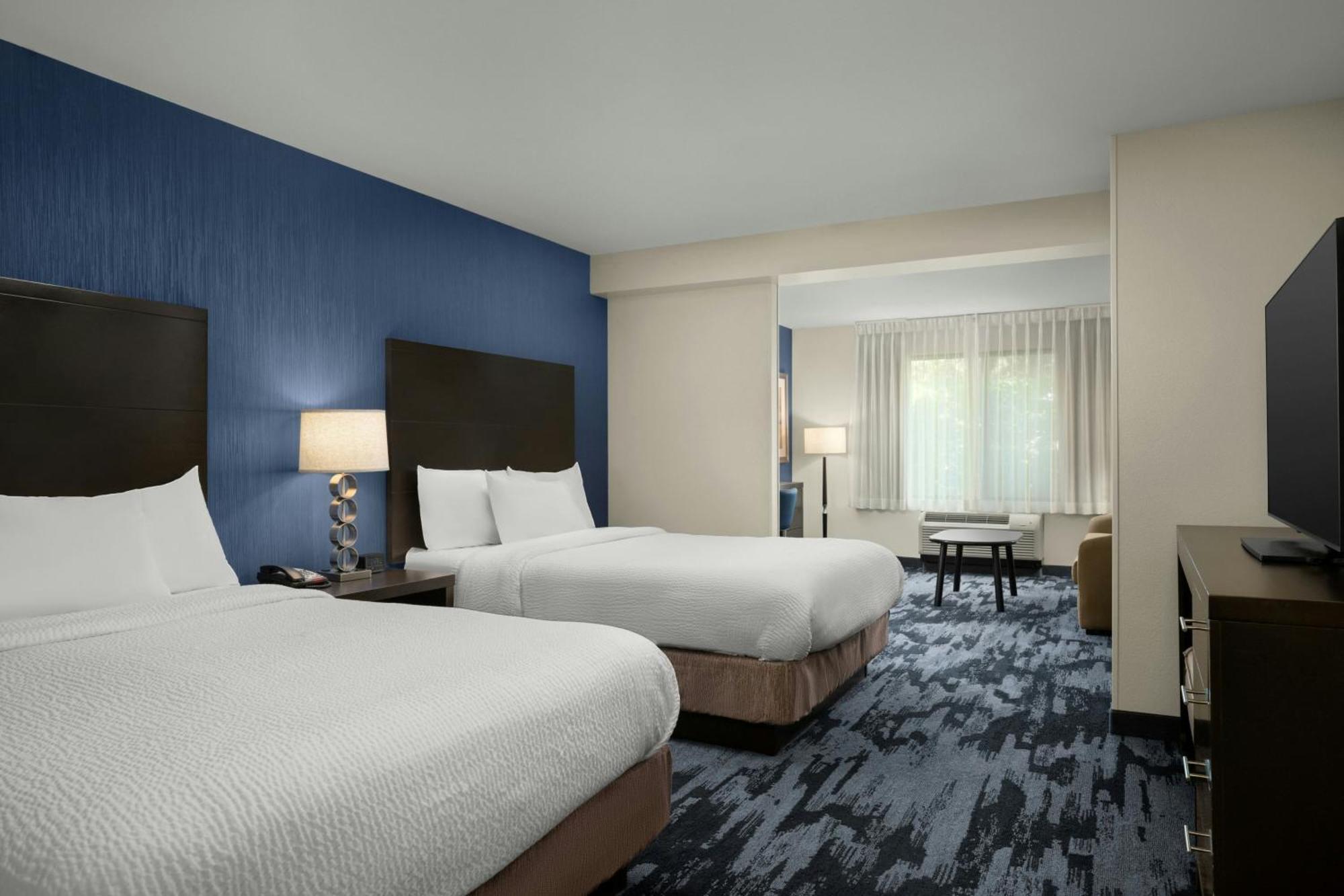 Fairfield Inn & Suites By Marriott Москов Екстер'єр фото